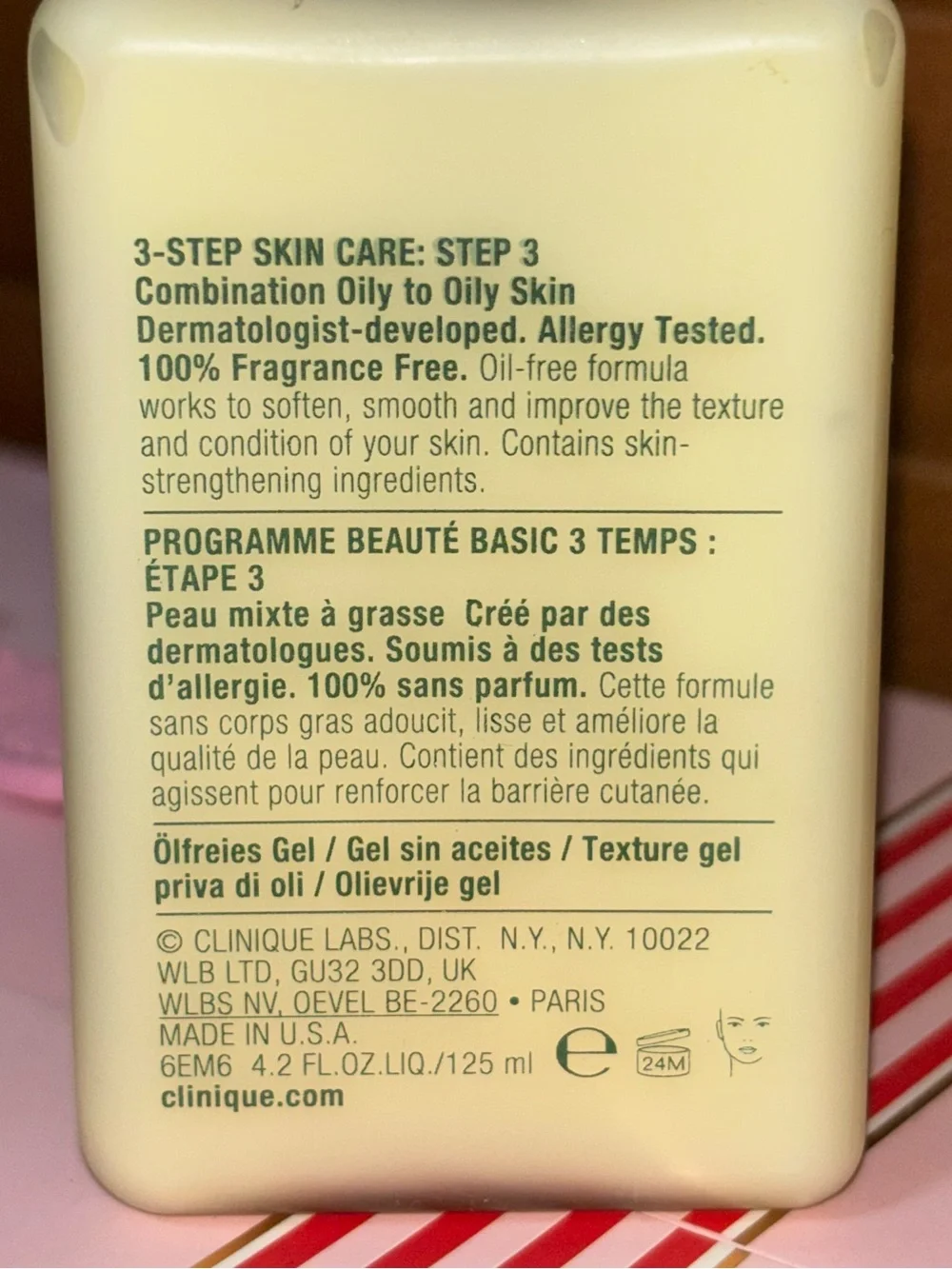 Clinique Dramatically Different Moisturizing Gel